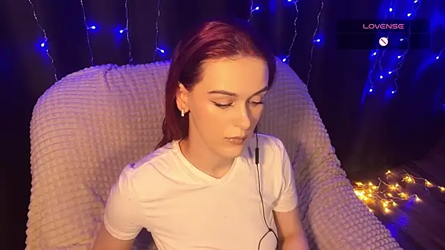 Snapshot of Veksal1a chatting on February 14, 2026, 5:21 pm Veksal1a online show from February 14, 2026, 5:21 pm