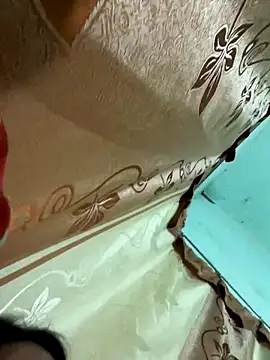 girl big breasts online show from December 2, 2025, 1:28 pm