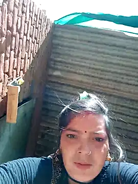 Snapshot of M-MAYA chatting on January 7, 2026, 7:00 am M-MAYA online show from January 7, 2026, 7:00 am