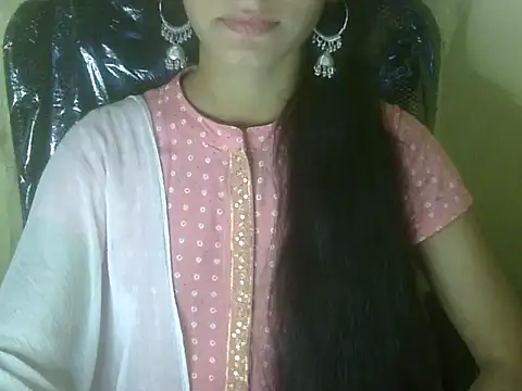 Snapshot of Shezi_N chatting on October 24, 2025, 8:44 am Shezi N online show from October 24, 2025, 8:44 am