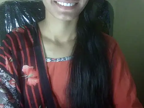 Snapshot of Shezi_N chatting on October 30, 2025, 3:57 pm Shezi N online show from October 30, 2025, 3:57 pm