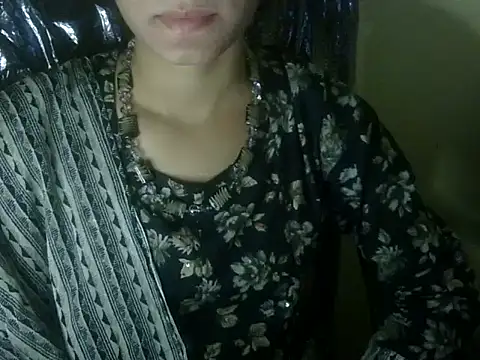 Snapshot of Shezi_N chatting on November 12, 2025, 1:00 pm Shezi N online show from November 12, 2025, 1:00 pm