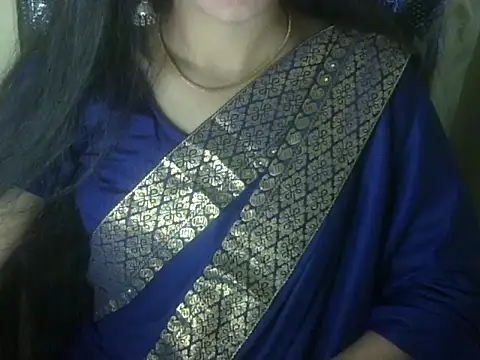 Snapshot of Shezi_N chatting on November 14, 2025, 1:43 pm Shezi N online show from November 14, 2025, 1:43 pm