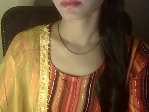 Snapshot of Shezi_N chatting on December 14, 2025, 1:16 pm Shezi N online show from December 14, 2025, 1:16 pm