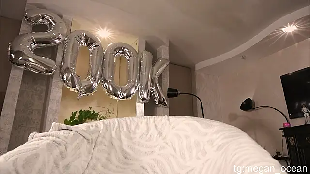 Snapshot of Megan_galactica chatting on February 12, 2026, 4:24 pm Megan galactica online show from February 12, 2026, 4:24 pm