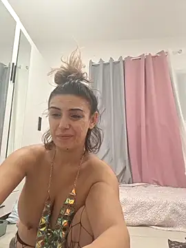 Your Desires07 online show from November 7, 2025, 3:12 pm