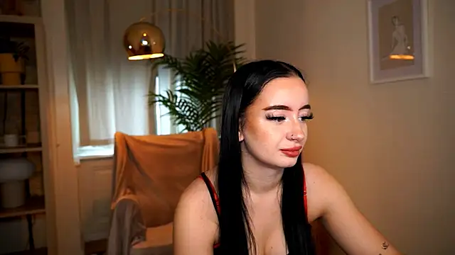 Snapshot of _blackpearlll chatting on December 21, 2025, 11:17 am blackpearlll online show from December 21, 2025, 11:17 am