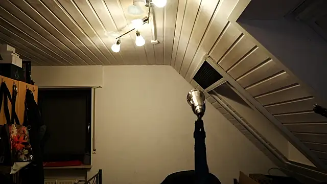 Snapshot of Symph0ny_0f_Gh0sts chatting on February 7, 2026, 6:11 pm Symph0ny 0f Gh0sts online show from February 7, 2026, 6:11 pm