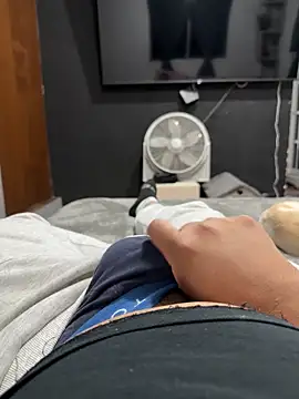 RMorales91 online show from December 20, 2025, 12:29 am