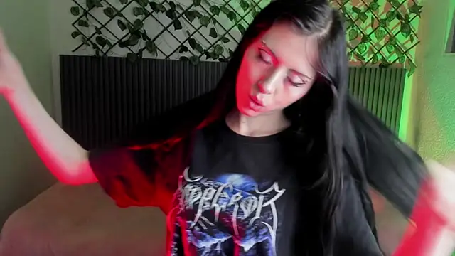 Dark Niight  online show from March 17, 2026, 12:41 pm