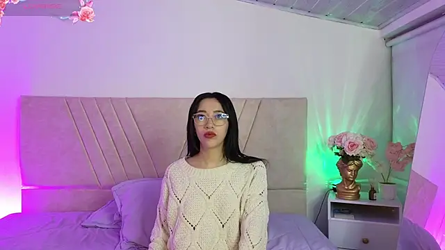 GabbieHill online show from December 19, 2025, 9:05 am