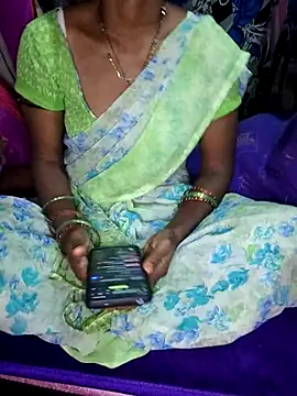 Snapshot of sarika-telugu chatting on December 5, 2025, 4:36 pm sarika-telugu online show from December 5, 2025, 4:36 pm