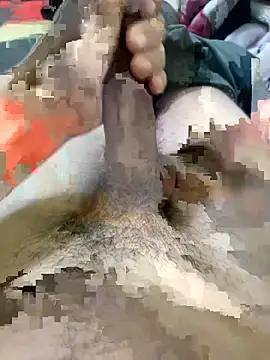 Snapshot of yoryy07 chatting on February 6, 2026, 10:35 pm yoryy07 online show from February 6, 2026, 10:35 pm