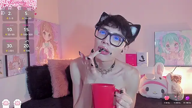 Snapshot of Strawberry_Kitty_ chatting on January 17, 2026, 4:06 am Strawberry Kitty online show from January 17, 2026, 4:06 am