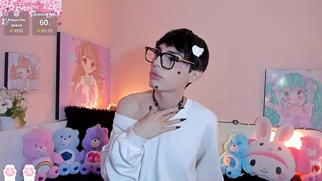 Snapshot of Strawberry_Kitty_ chatting on February 8, 2026, 4:16 am Strawberry Kitty online show from February 8, 2026, 4:16 am