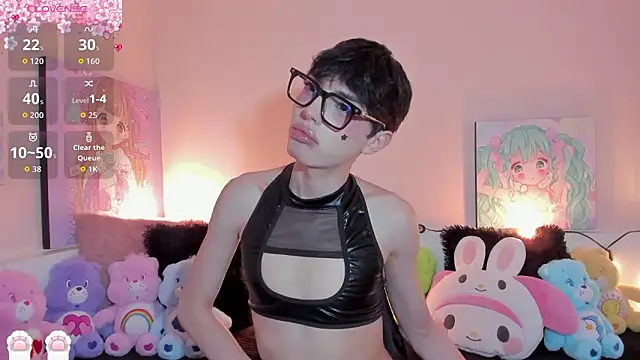 Snapshot of Strawberry_Kitty_ chatting on February 16, 2026, 4:19 am Strawberry Kitty online show from February 16, 2026, 4:19 am