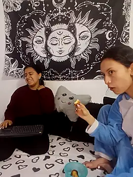 emily n abby online show from March 30, 2026, 2:18 pm