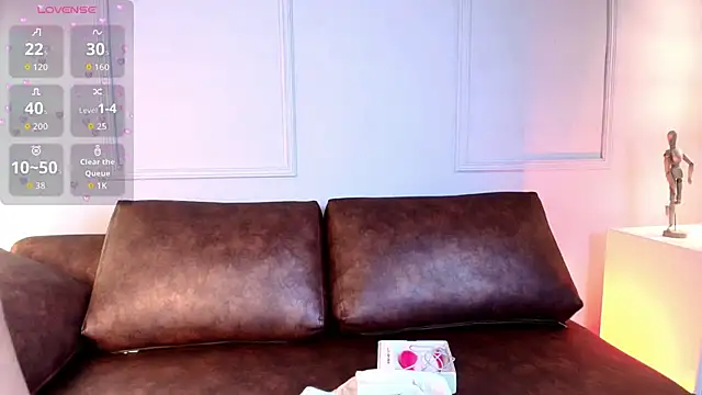 Bellaryy online show from November 8, 2025, 1:22 pm