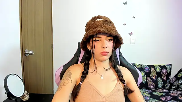 Snapshot of KYMBERLY0825 chatting on February 1, 2026, 9:57 pm KYMBERLY0825 online show from February 1, 2026, 9:57 pm