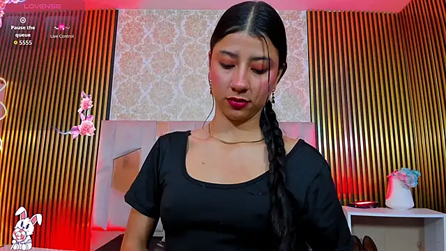 Snapshot of Adisson_Tay chatting on November 17, 2025, 11:38 am Adisson Tay online show from November 17, 2025, 11:38 am