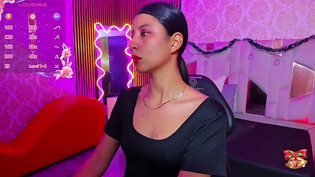 Snapshot of Adisson_Tay chatting on December 4, 2025, 11:52 am Adisson Tay online show from December 4, 2025, 11:52 am