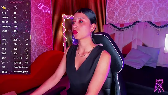 Snapshot of Adisson_Tay chatting on January 9, 2026, 11:35 am Adisson Tay online show from January 9, 2026, 11:35 am