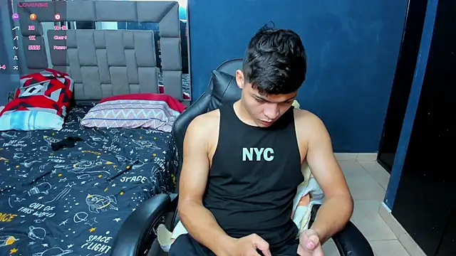 Snapshot of baby_david_03 chatting on February 18, 2026, 4:52 am baby david 03 online show from February 18, 2026, 4:52 am