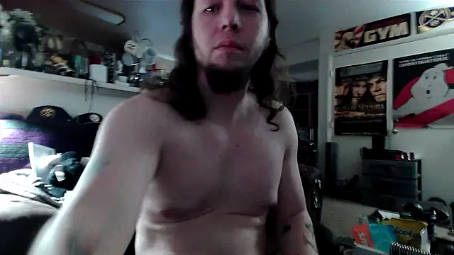 biggerisbetter12 online show from November 2, 2025, 3:58 pm