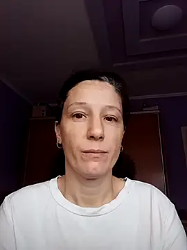 Emeli32-22 online show from November 3, 2025, 8:04 am