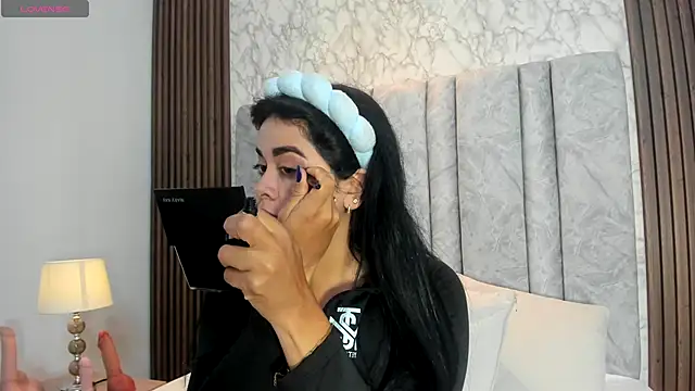 goddessfeetxx online show from October 27, 2025, 8:57 pm