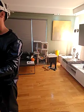 Snapshot of Benfetish chatting on November 5, 2025, 7:58 pm Benfetish online show from November 5, 2025, 7:58 pm