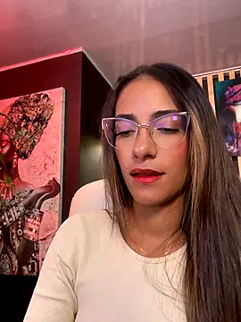 elegant  rouse online show from December 4, 2025, 7:44 pm