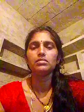 Snapshot of Pooja_shre chatting on October 25, 2025, 10:37 pm Pooja shre online show from October 25, 2025, 10:37 pm