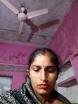 Snapshot of Pooja_shre chatting on October 31, 2025, 3:46 pm Pooja shre online show from October 31, 2025, 3:46 pm