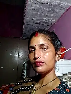 Snapshot of Pooja_shre chatting on November 5, 2025, 3:45 pm Pooja shre online show from November 5, 2025, 3:45 pm