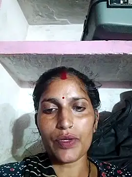 Snapshot of Pooja_shre chatting on November 9, 2025, 1:20 pm Pooja shre online show from November 9, 2025, 1:20 pm