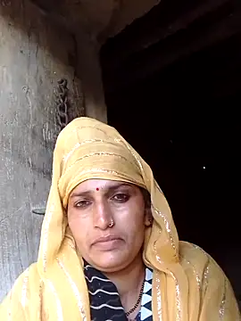 Snapshot of Pooja_shre chatting on November 17, 2025, 2:06 am Pooja shre online show from November 17, 2025, 2:06 am