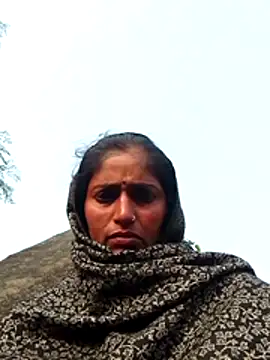 Snapshot of Pooja_shre chatting on November 26, 2025, 3:29 am Pooja shre online show from November 26, 2025, 3:29 am