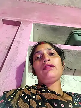 Snapshot of Pooja_shre chatting on November 29, 2025, 4:32 pm Pooja shre online show from November 29, 2025, 4:32 pm