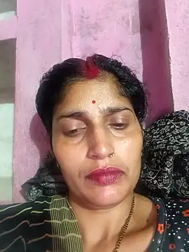 Snapshot of Pooja_shre chatting on December 15, 2025, 2:54 pm Pooja shre online show from December 15, 2025, 2:54 pm