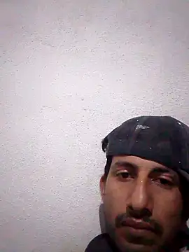 Snapshot of Orlao25cm chatting on February 15, 2026, 12:58 pm Orlao25cm online show from February 15, 2026, 12:58 pm