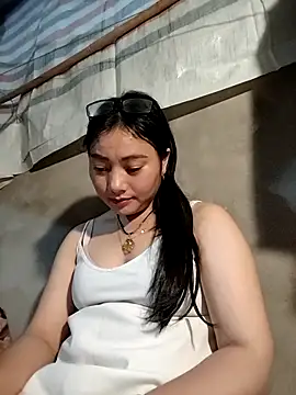 Snapshot of Sinhlinh2020 chatting on October 28, 2025, 3:25 pm Sinhlinh2020 online show from October 28, 2025, 3:25 pm