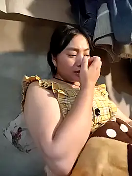 Snapshot of Sinhlinh2020 chatting on November 5, 2025, 1:44 pm Sinhlinh2020 online show from November 5, 2025, 1:44 pm