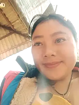 Snapshot of Sinhlinh2020 chatting on December 2, 2025, 3:12 am Sinhlinh2020 online show from December 2, 2025, 3:12 am