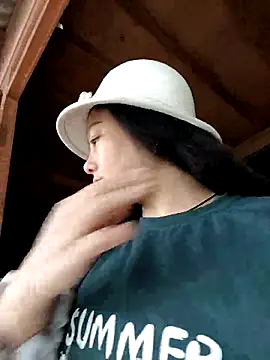 Snapshot of Sinhlinh2020 chatting on February 7, 2026, 7:56 am Sinhlinh2020 online show from February 7, 2026, 7:56 am