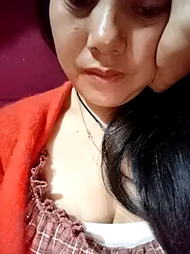 Snapshot of Sinhlinh2020 chatting on February 13, 2026, 9:33 pm Sinhlinh2020 online show from February 13, 2026, 9:33 pm