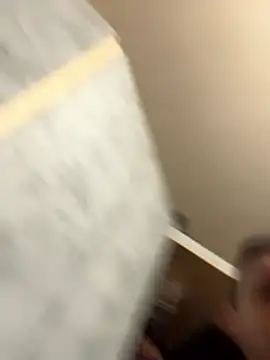 Snapshot of Drgghjkkk chatting on January 6, 2026, 6:33 pm Drgghjkkk online show from January 6, 2026, 6:33 pm