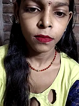 Snapshot of Itz_Aisha__ chatting on October 19, 2025, 11:44 am Itz Aisha online show from October 19, 2025, 11:44 am