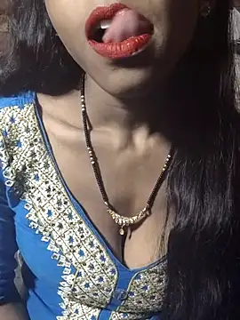 Snapshot of Itz_Aisha__ chatting on December 17, 2025, 9:37 am Itz Aisha online show from December 17, 2025, 9:37 am