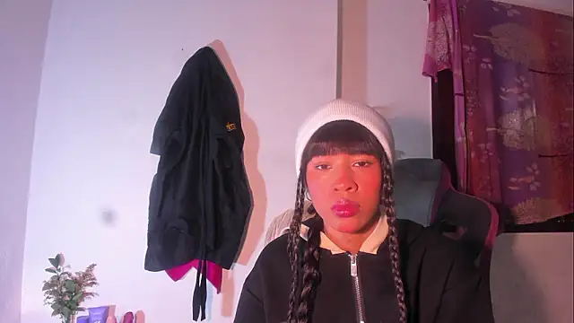 Snapshot of bad_girl_xxx chatting on March 4, 2026, 7:25 am bad girl xxx online show from March 4, 2026, 7:25 am